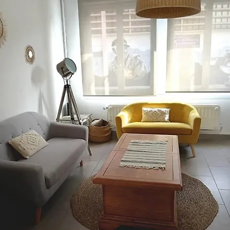 Maison Du Bonheur Au Chenal - Proche